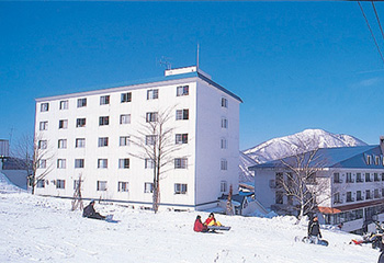 北志賀小丸山スキー場 レンタル付きスキースノボーツアー スキー市場