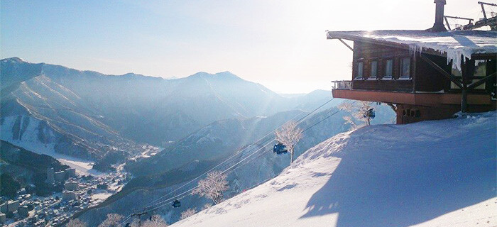 Mt.Naeba（苗場・かぐら共通）に行く格安スキーバスツアー