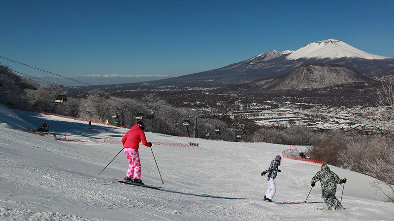 スノボツアー軽井沢プリンスホテルスキー場